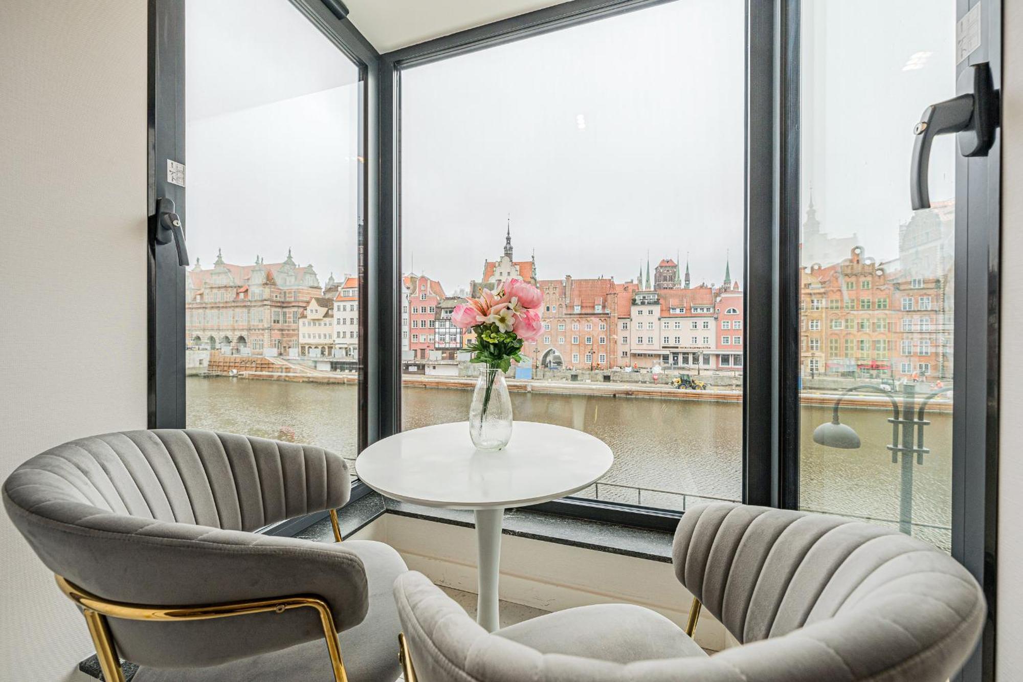 Rent Like Home - Apartament Deo Plaza - Old Town Gdansk Dış mekan fotoğraf