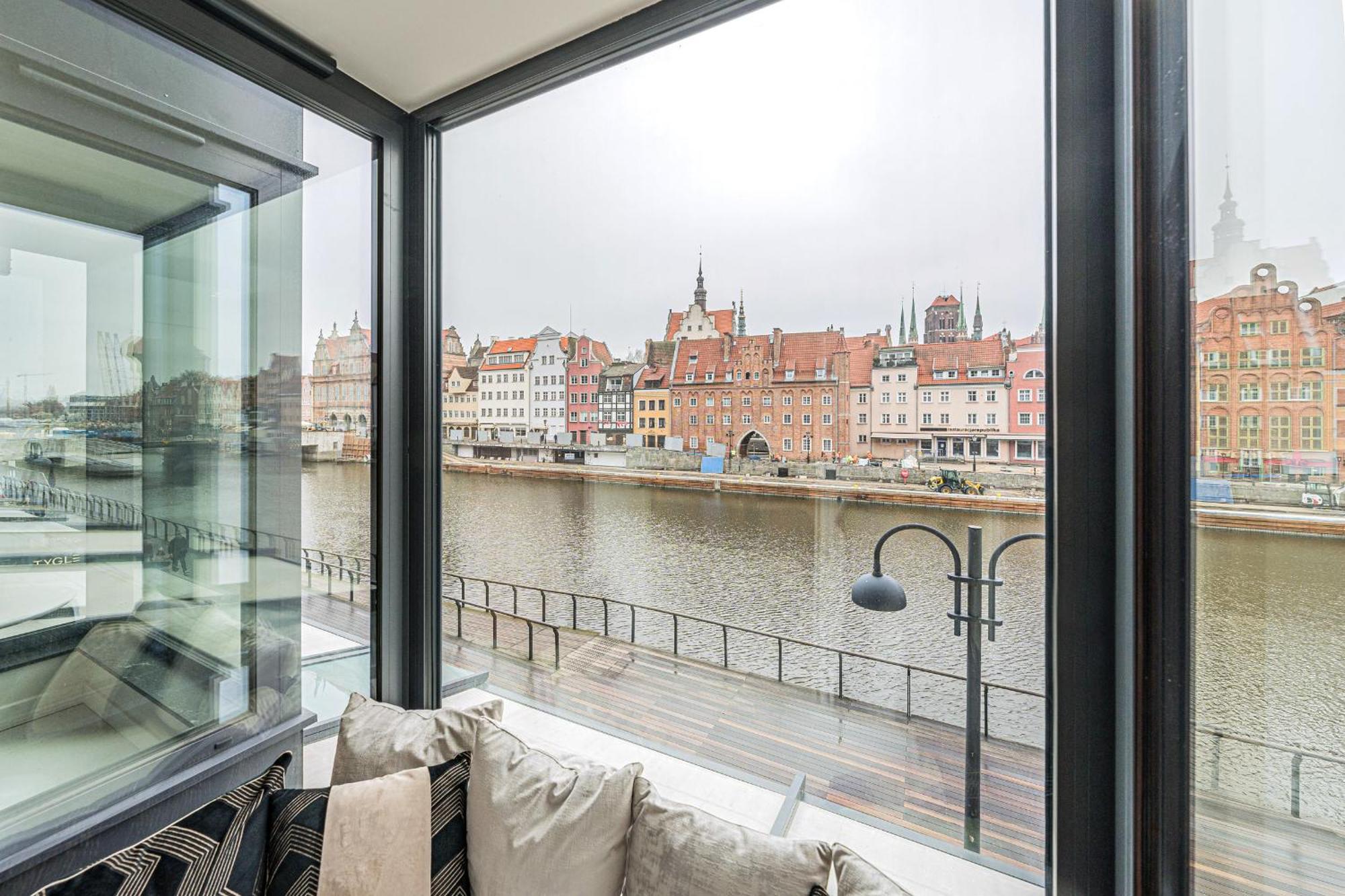 Rent Like Home - Apartament Deo Plaza - Old Town Gdansk Dış mekan fotoğraf