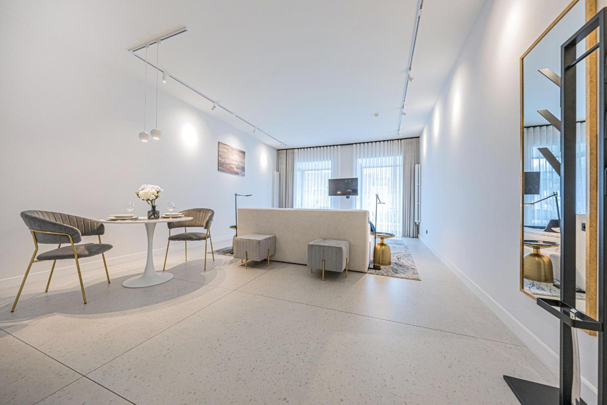 Rent Like Home - Apartament Deo Plaza - Old Town Gdansk Dış mekan fotoğraf